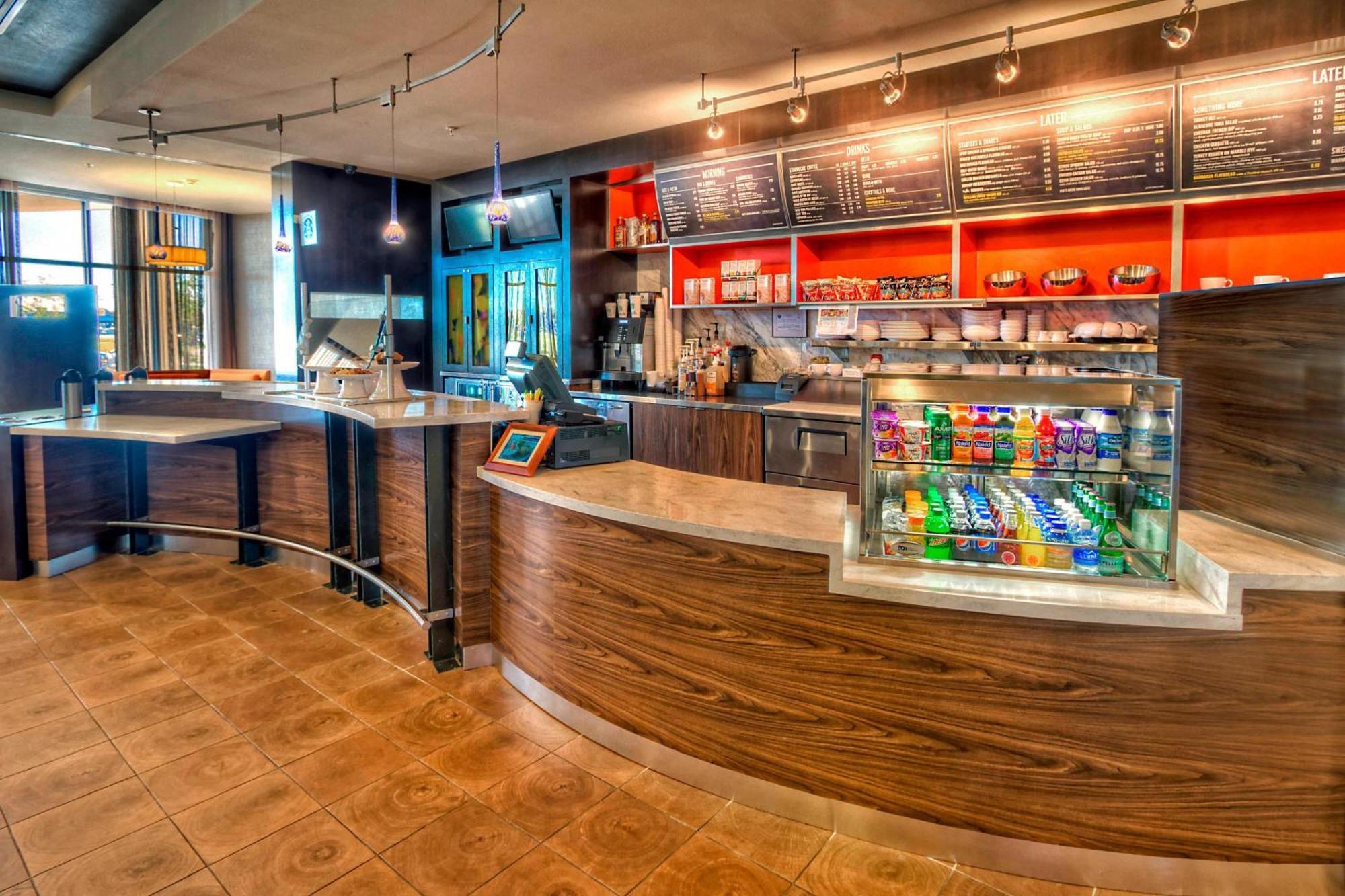 Courtyard By Marriott Hotel 3*