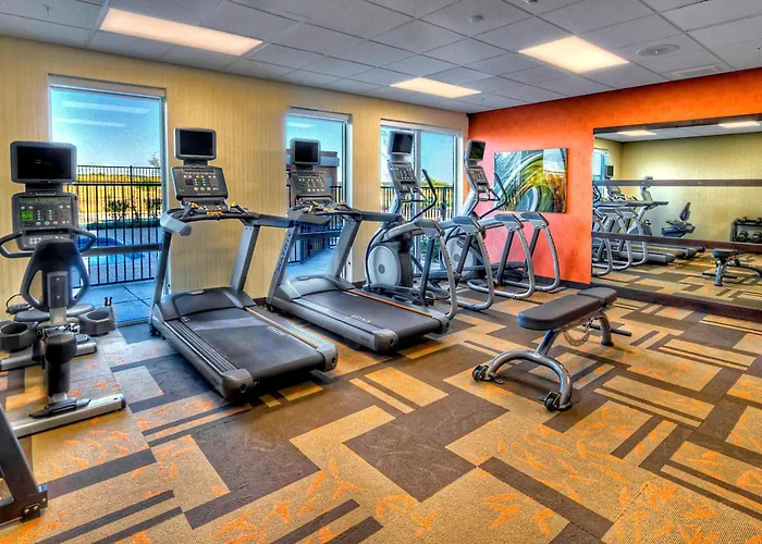 Courtyard By Marriott San Marcos
